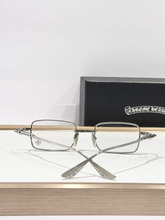 Picture of Chrome Hearts Sunglasses _SKUfw76704447fw